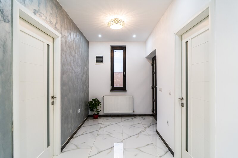 DRAGOMIRESTI VALE CASA 5 CAMERE, utilitati, drum asfaltat, COMISION 0%