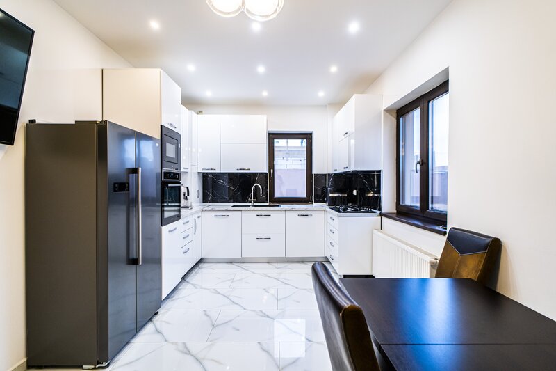 DRAGOMIRESTI VALE CASA 5 CAMERE, utilitati, drum asfaltat, COMISION 0%