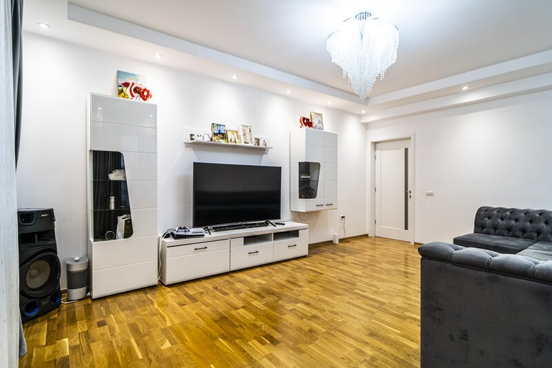 DRAGOMIRESTI VALE CASA 5 CAMERE, utilitati, drum asfaltat, COMISION 0%